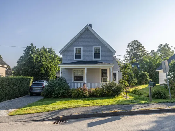 12 Willow Street, Camden, ME 04843