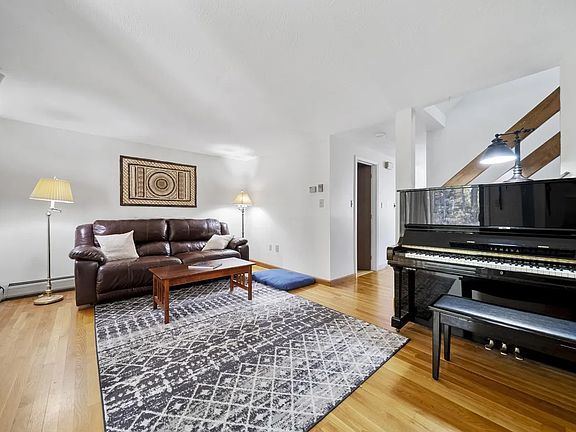 5th image of 31 Spring Cove Rd #31