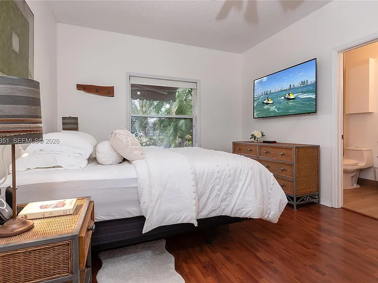 4123 Sapphire Bnd — Photo 47
