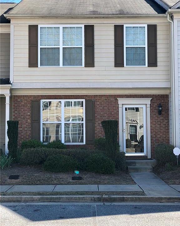 1st image of 2720 Deerwood Ln SW