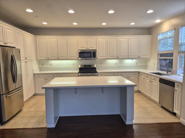 (undisclosed Address), Fullerton, CA 92833