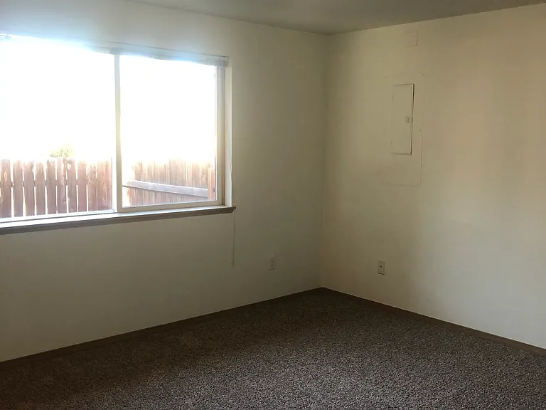 20683 Liberty Ln — Photo 17