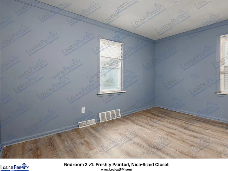 19435 McCormick St — Photo 11