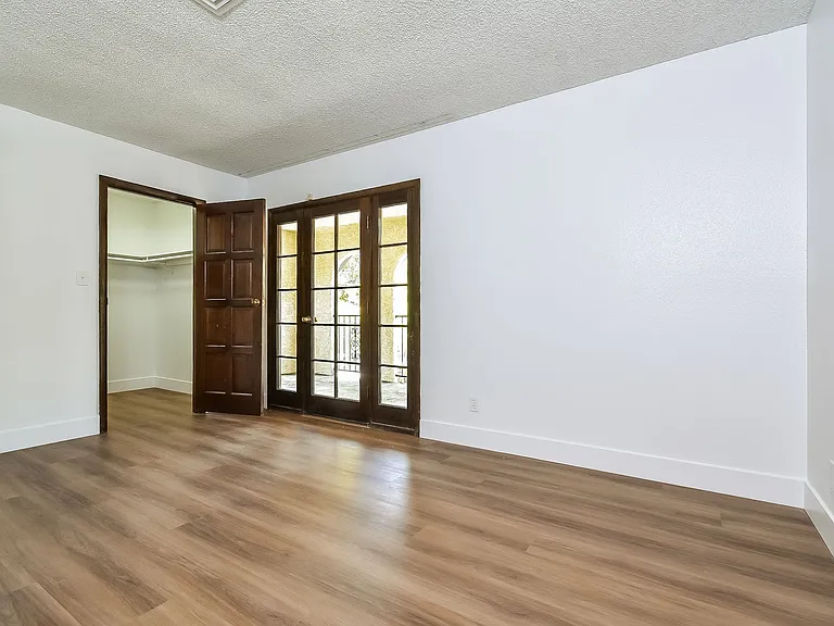 2413 Plaza Del Grande — Photo 24