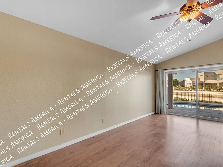 5822 W Abraham Ln — Photo 23
