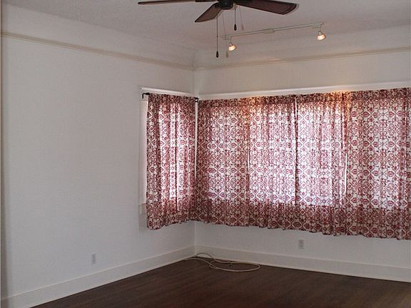 5th image of 2624 E 6th St