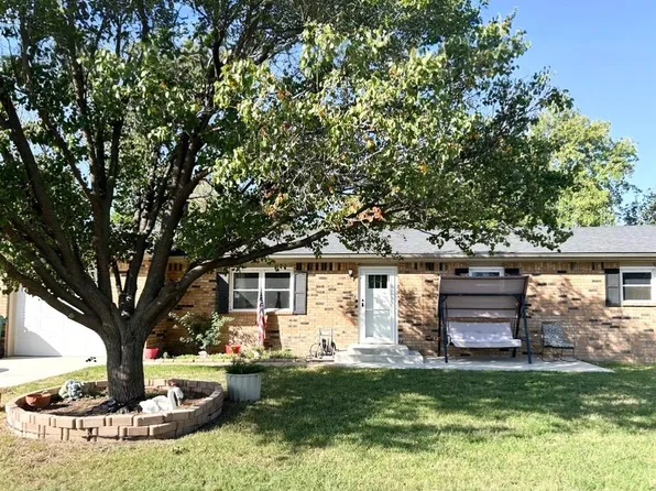 2140 N Rose Ln, Liberal, KS 67901