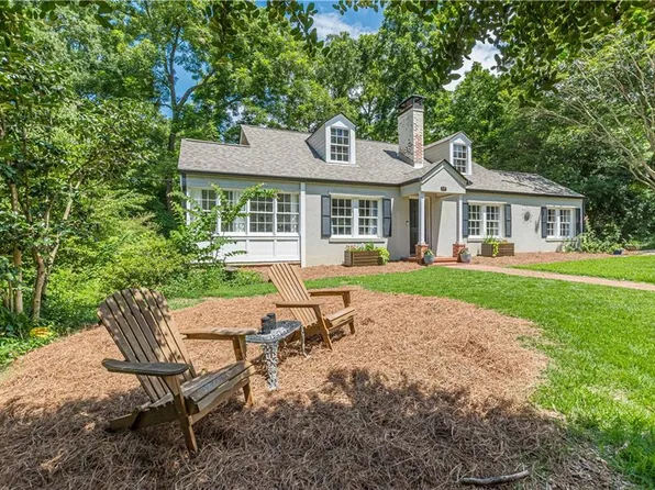 17 Northside Dr, Newnan, GA 30263