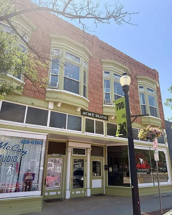 722 Main St #1