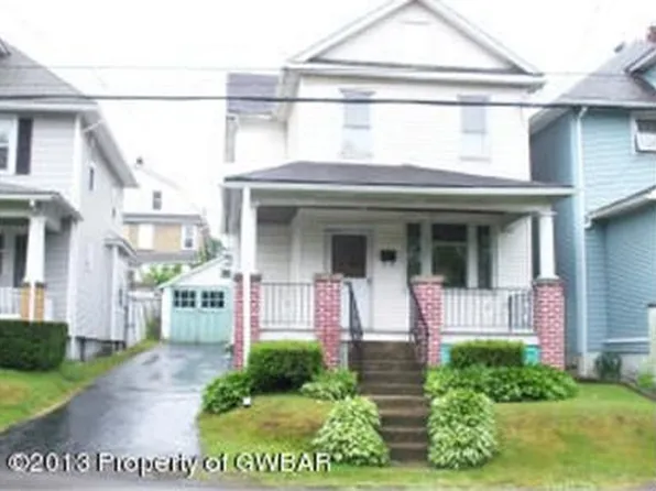 807 Loomis St, Nanticoke, PA 18634