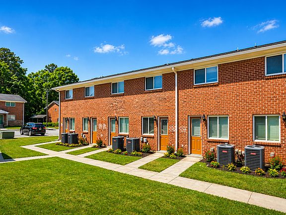 3rd image of 470 Bolton Rd NW #3611b46db