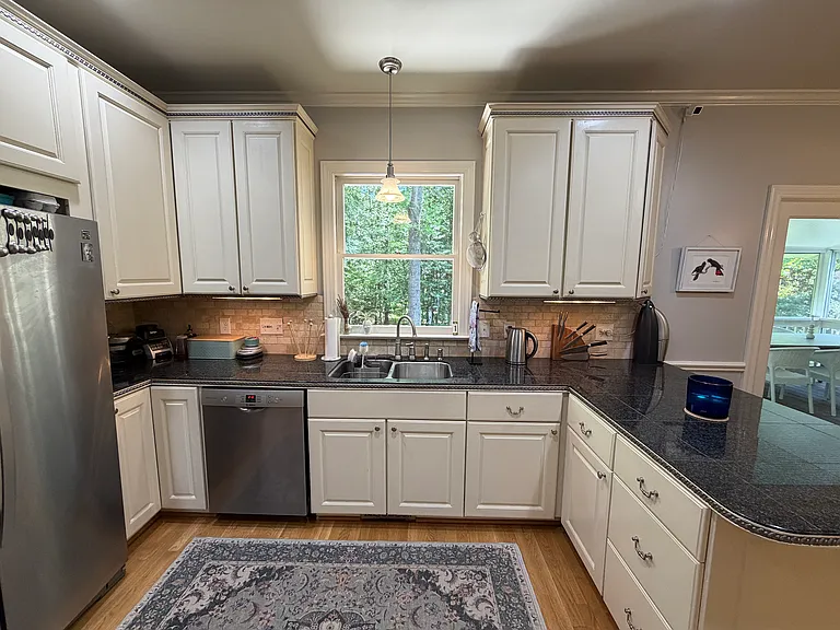 Kitchen (facing backyard)