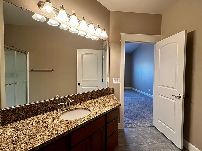 8819 Kail Dr — Photo 21