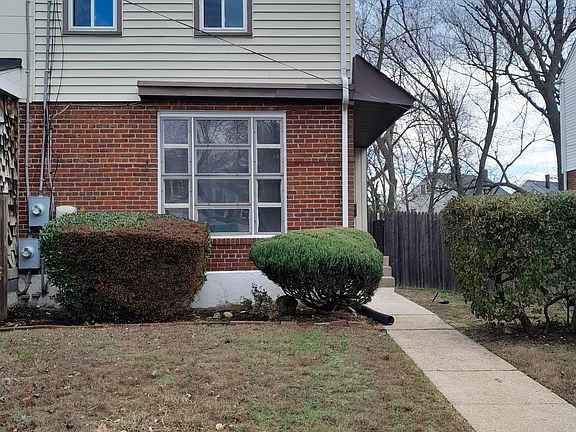 4th image of 6911 Kenyon Dr