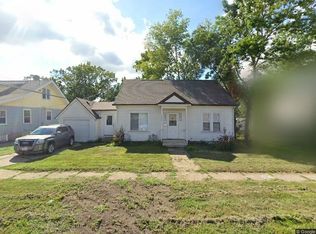 3422 C Ave NE, Cedar Rapids, IA 52402