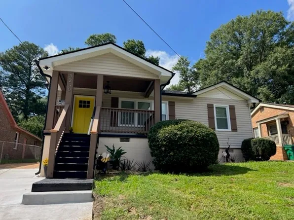 3240 Stratton Ln, Scottdale, GA 30079