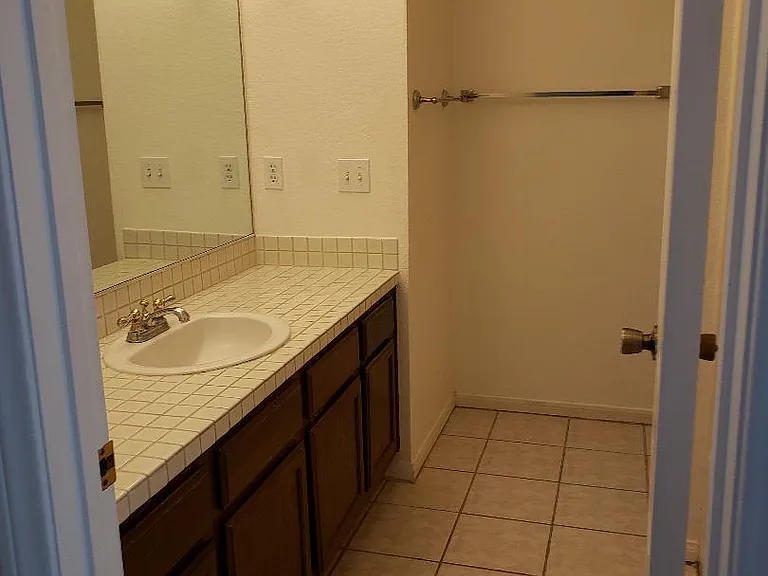 68412 Descanso Cir — Photo 16