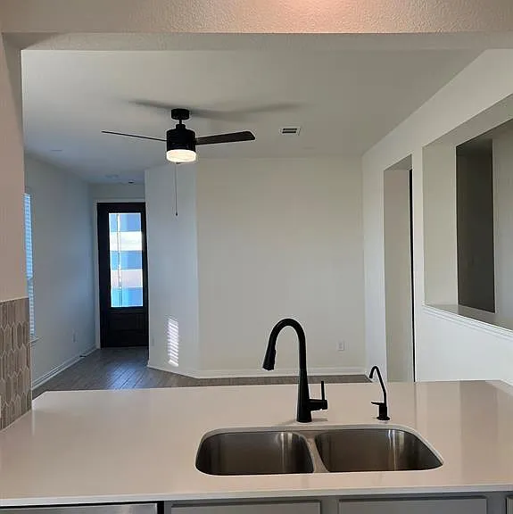 4527 Lally Brook Ct — Photo 3