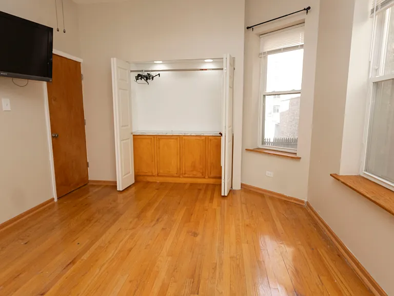 1516 W Farwell Ave #1 — Photo 14