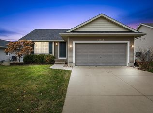 3368 Penny Ln, Marion, IA 52302