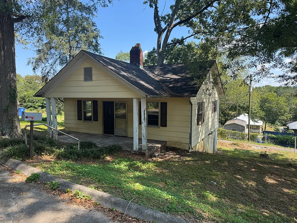 118 Thatcher St