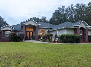 321 SW Hideaway Dr, Lake City, FL 32025
