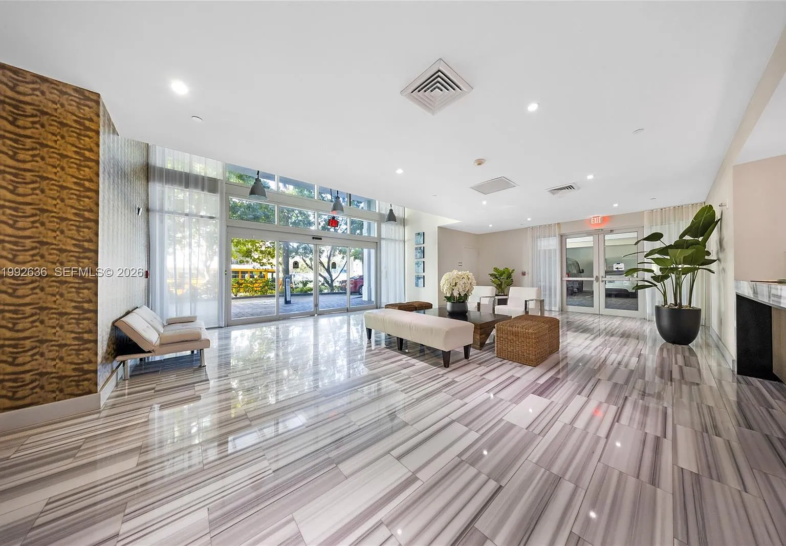 3030 Aventura Condo — Photo 4