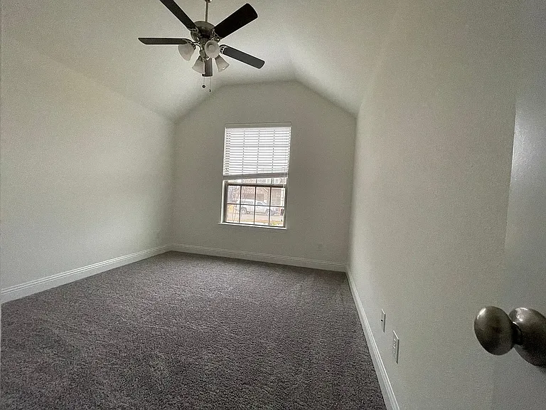 3016 Bobcat Dr — Photo 18