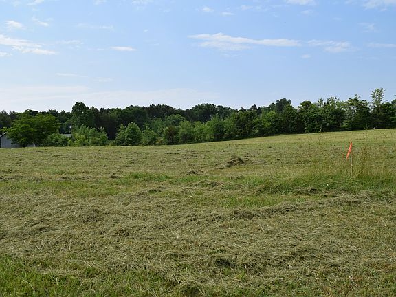 3rd image of E Wells Hill Ln