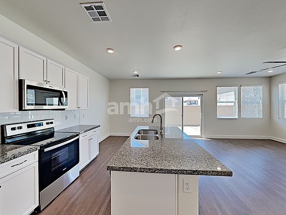 4th image of 1509 Garden Swing Ave