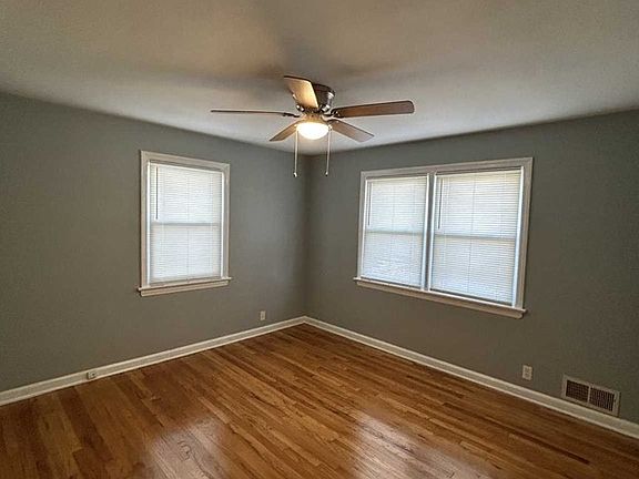 5th image of 63 Newark Pl Floor 2
