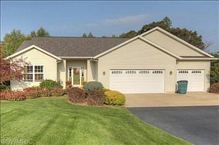 1st image of 12875 Indian Bluffs Ct NE