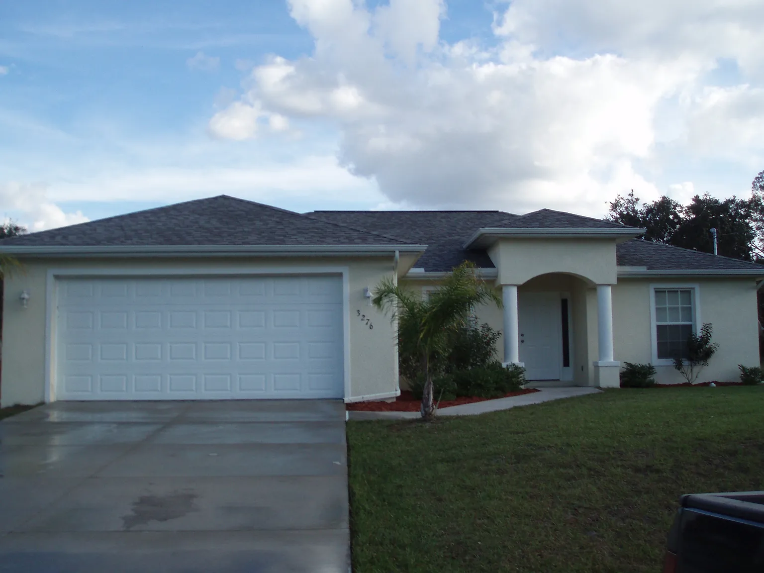3 bed, 1452 sqft, $1,650 — Photo 1