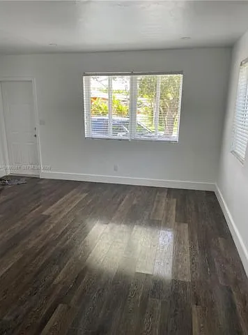 2350 SW 26th Ln — Photo 9