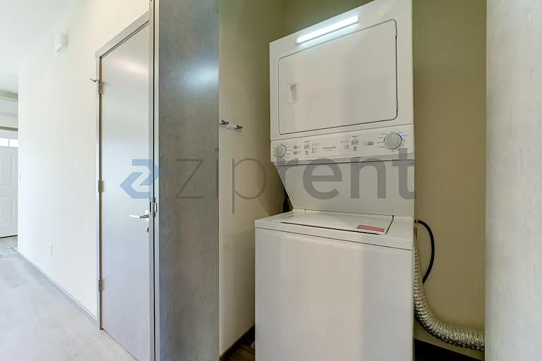 3655 Pine Rd NE — Photo 20