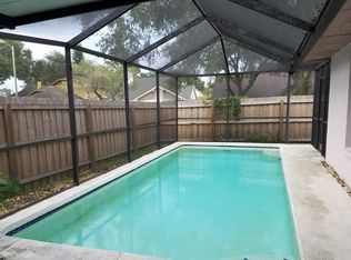 1402 Shell Flower Dr, Brandon, FL 33511