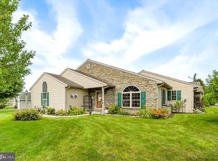 522 Foggy Bottom Rd, Ephrata, PA 17522