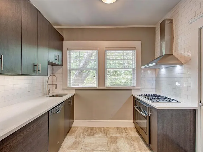 722 Ponce De Leon Ct NE — Photo 20