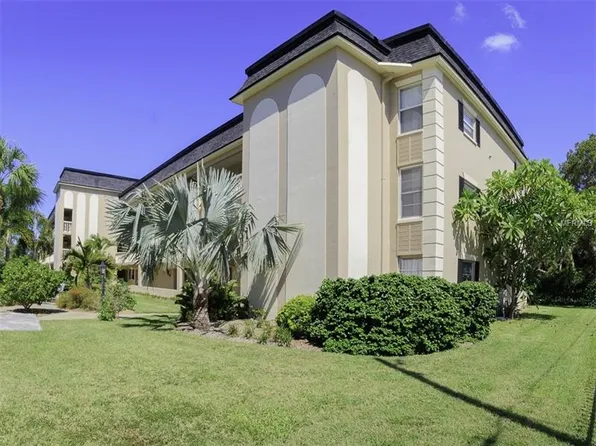 155 Bluff View Dr APT 307, Belleair Bluffs, FL 33770