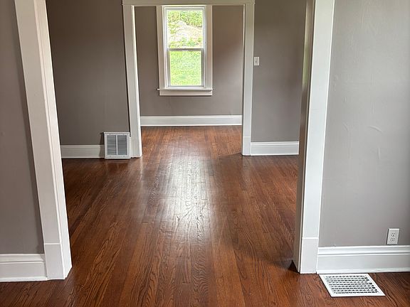 2nd image of 541 S 31st St