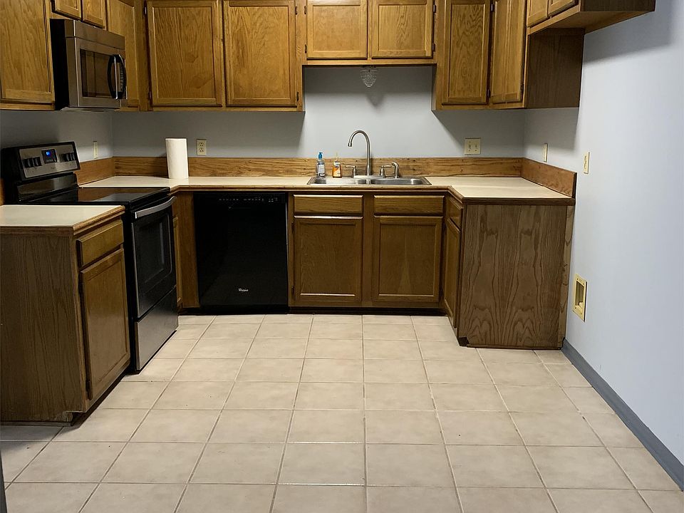 2nd image of 1832 Myrtle Ridge Dr