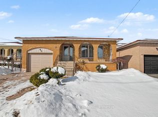 18 Ridley Dr, Hamilton, ON L8W1J2