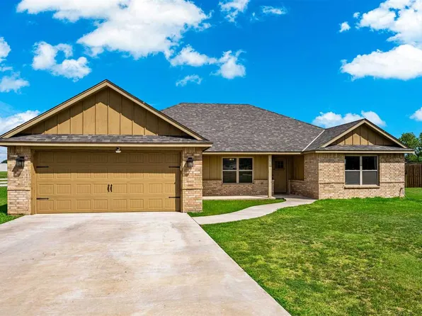 5891 NE Cornwallis Dr, Elgin, OK 73538