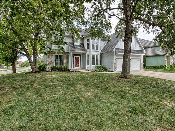 2nd image of 3508 NW Winding Woods Dr