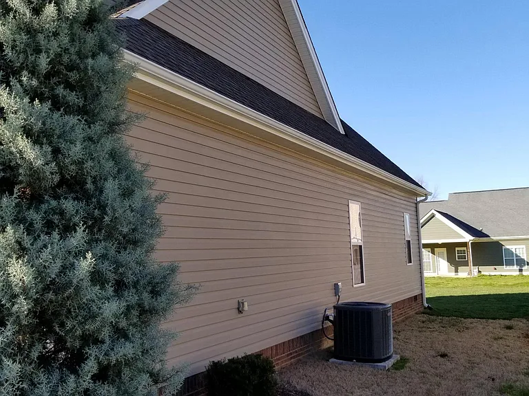 8401 Gracie Mac Ln — Photo 3