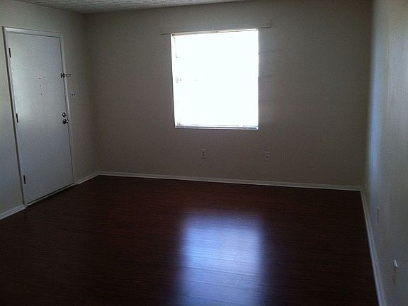 4th image of 3622 Duane Ct APT A
