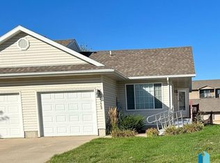 3449 S Goldenrod Ln, Sioux Falls, SD 57110