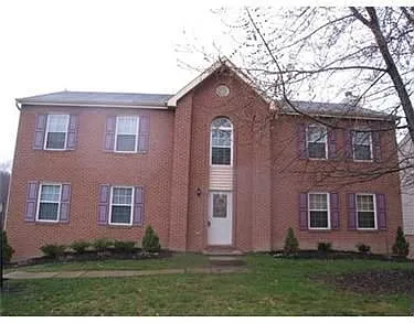 116 Carriage Dr photo 1