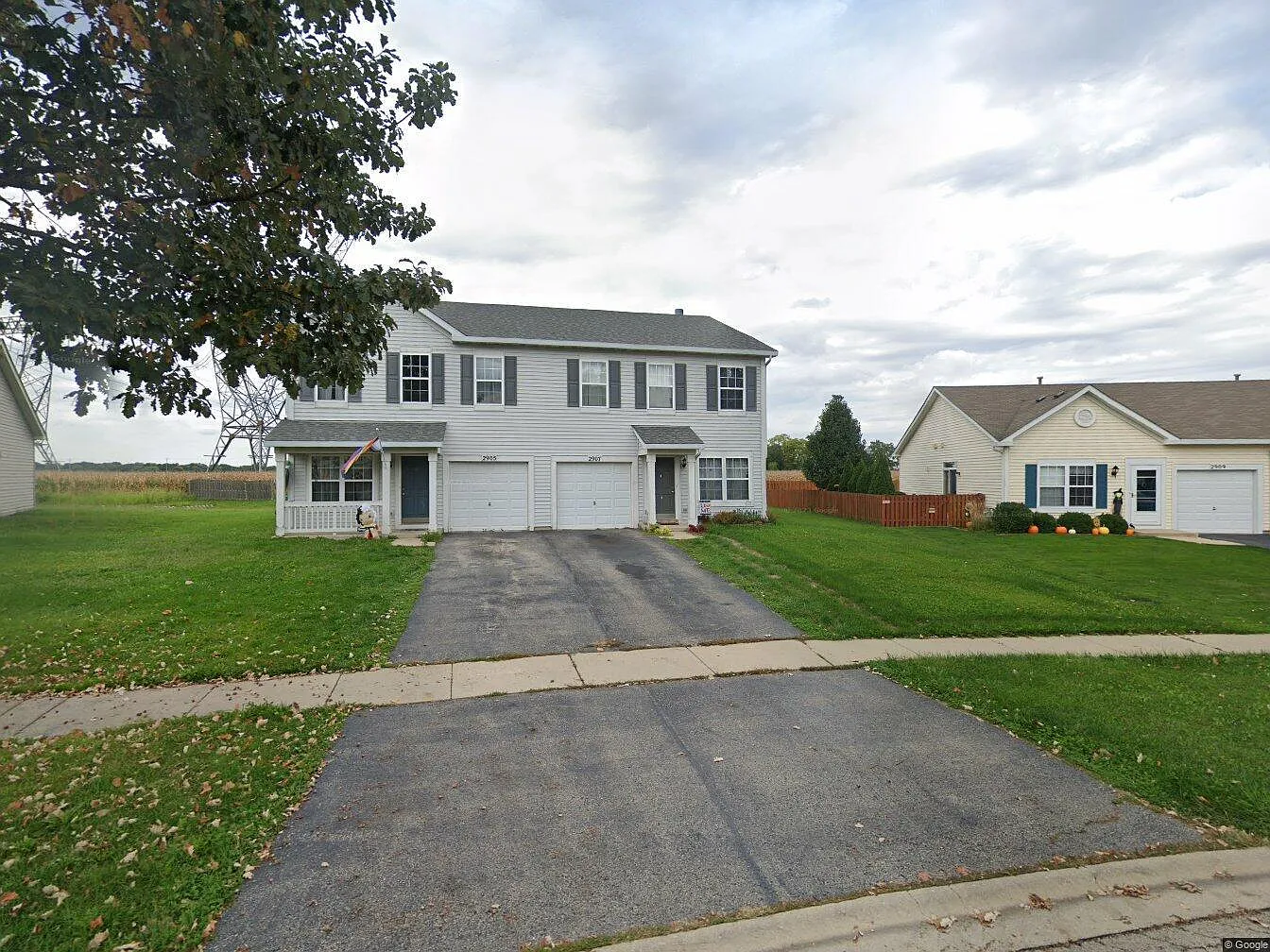 3 bed, 2.5 bath, 1768 sqft, $2,395 — Photo 1