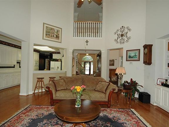 2nd image of 4107 Delta Wood Ct